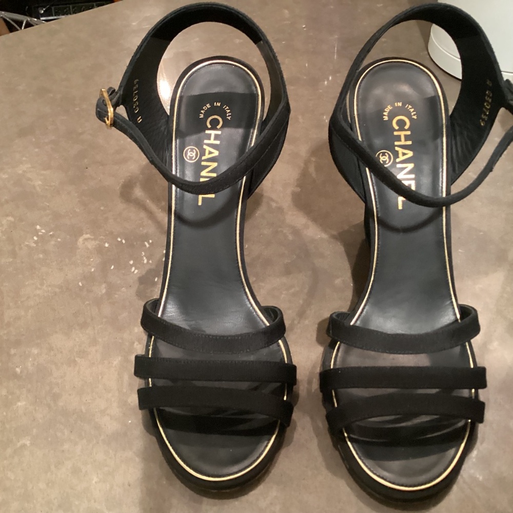 Chanel - Beautiful Rare Sandal